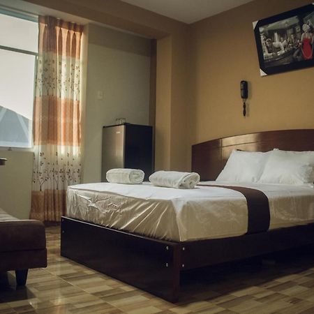 Hotel Real ชิมโบเต ภายนอก รูปภาพ